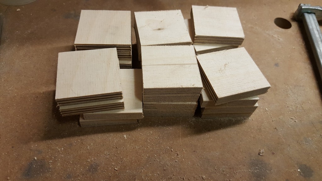 Quadrate für die Lackierstützen