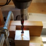 Grundplatten zentrisch anbohren